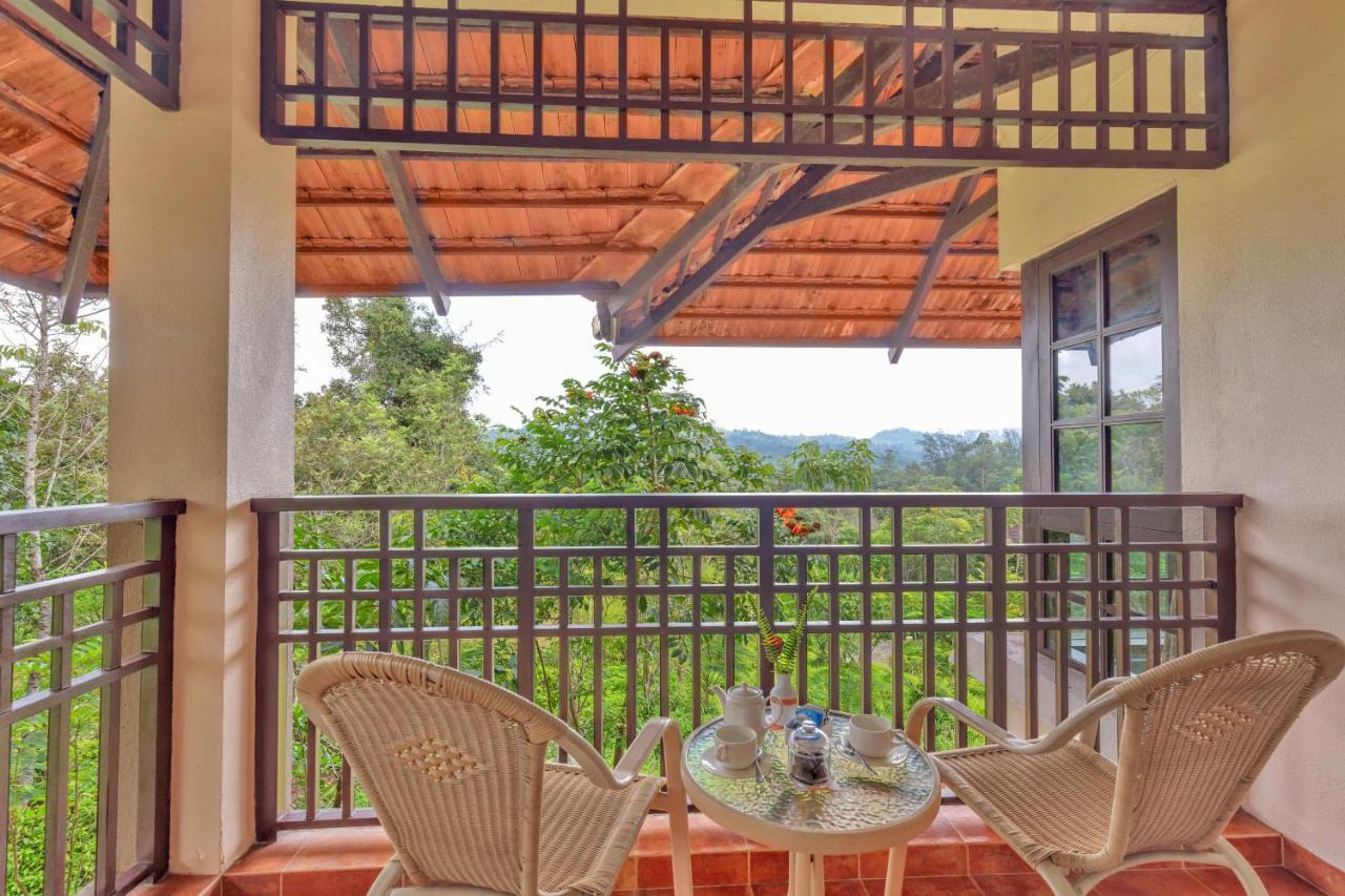 Club Mahindra Madikeri, Coorg Hotel Luaran gambar